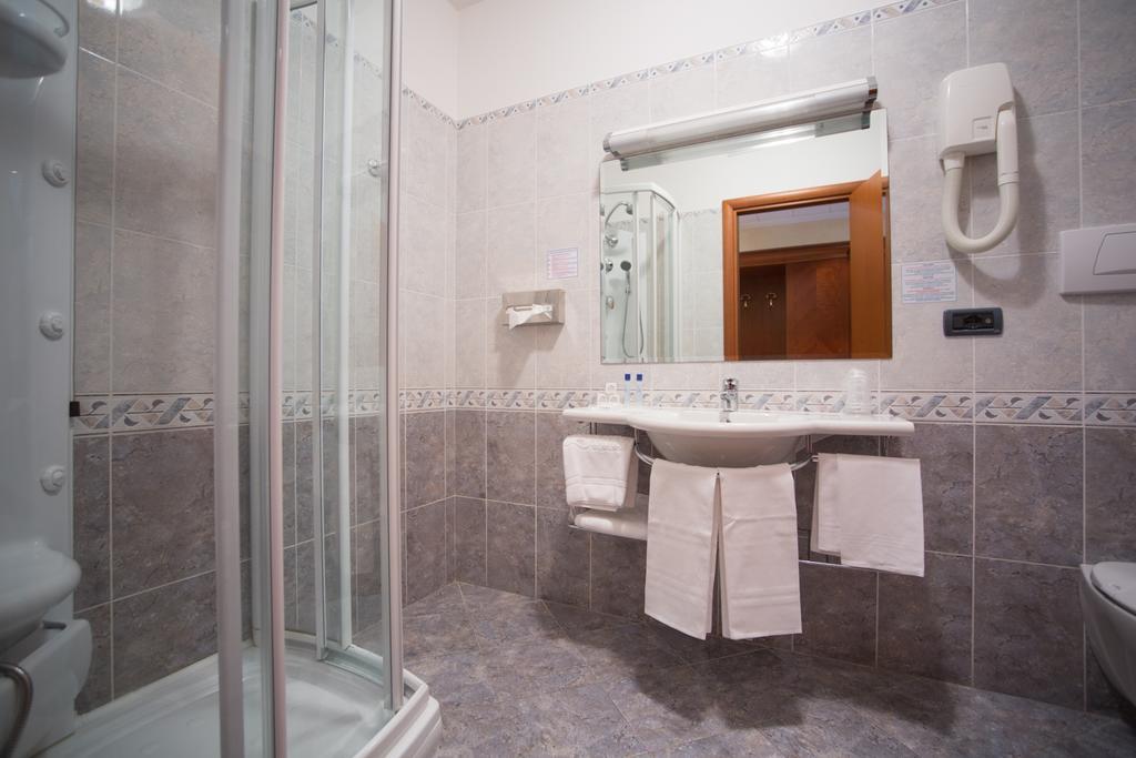 Hotel Levante Fossacesia Dış mekan fotoğraf
